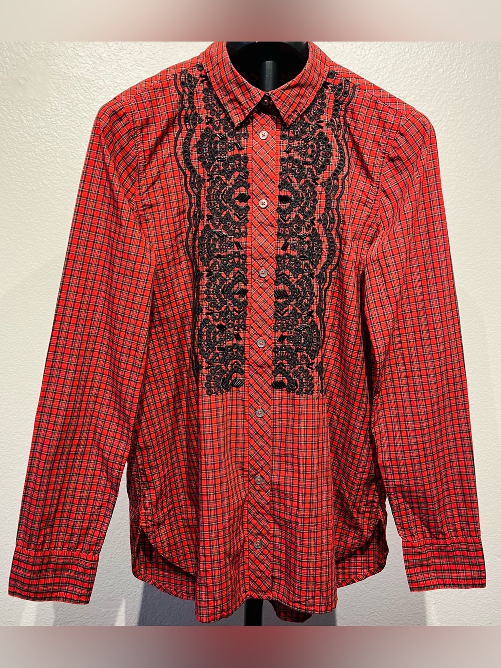 J. Crew Red Plaid Button-Down Shirt with Black Lace Appliqué - Size 4 (Women’s)